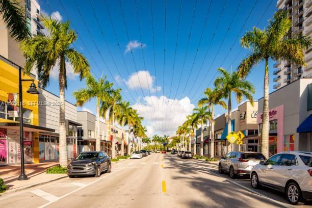 5252 PASEO CONDO - Residential Lease
