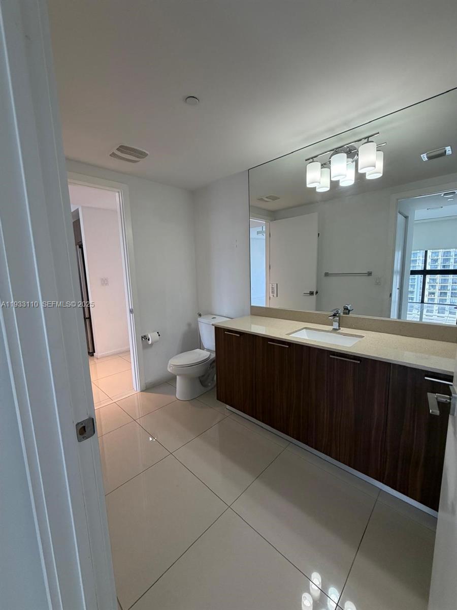 5252 PASEO CONDO - Residential Lease