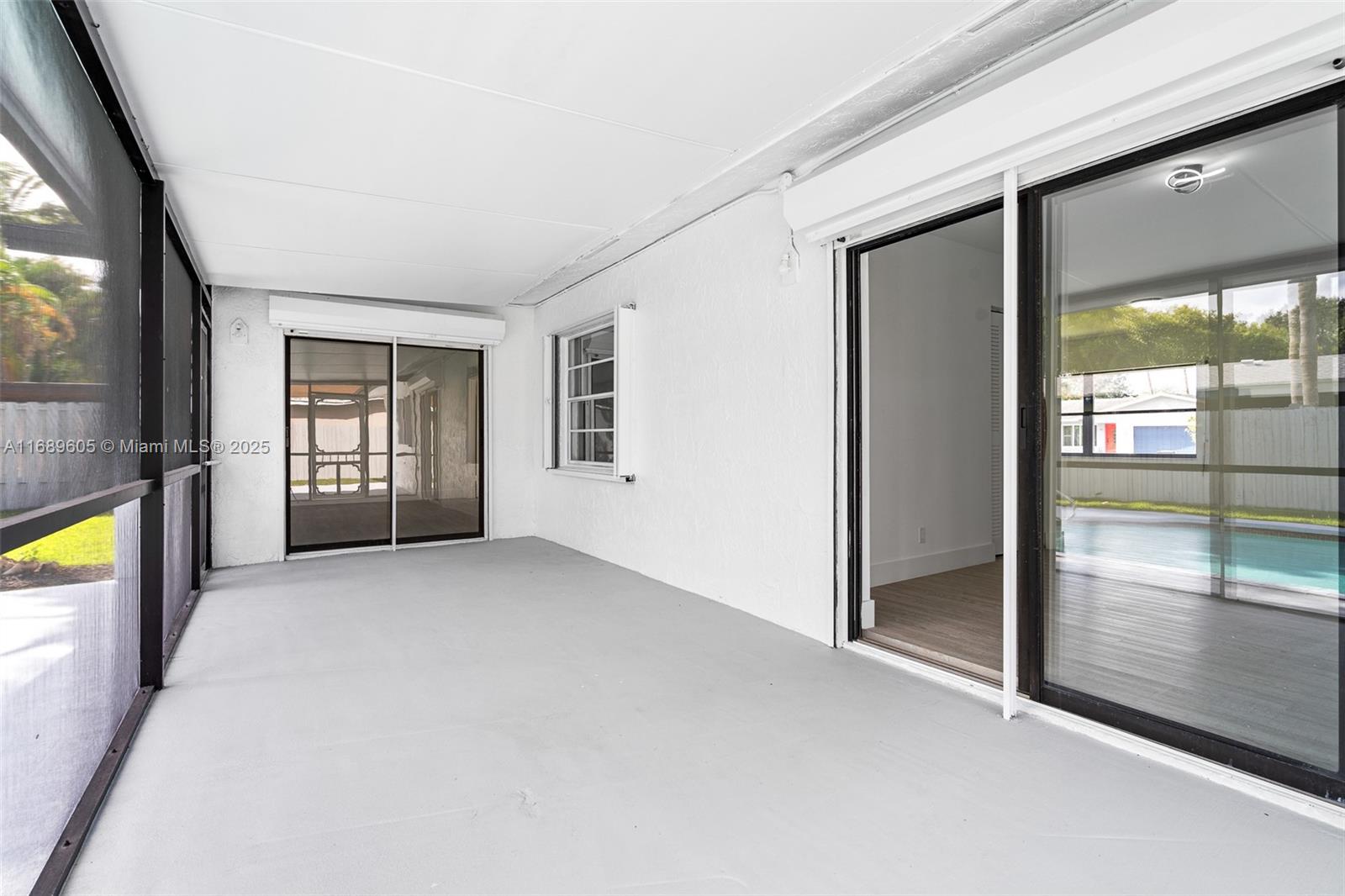 PALM AIRE VILLAGE 3RD SEC - Residential