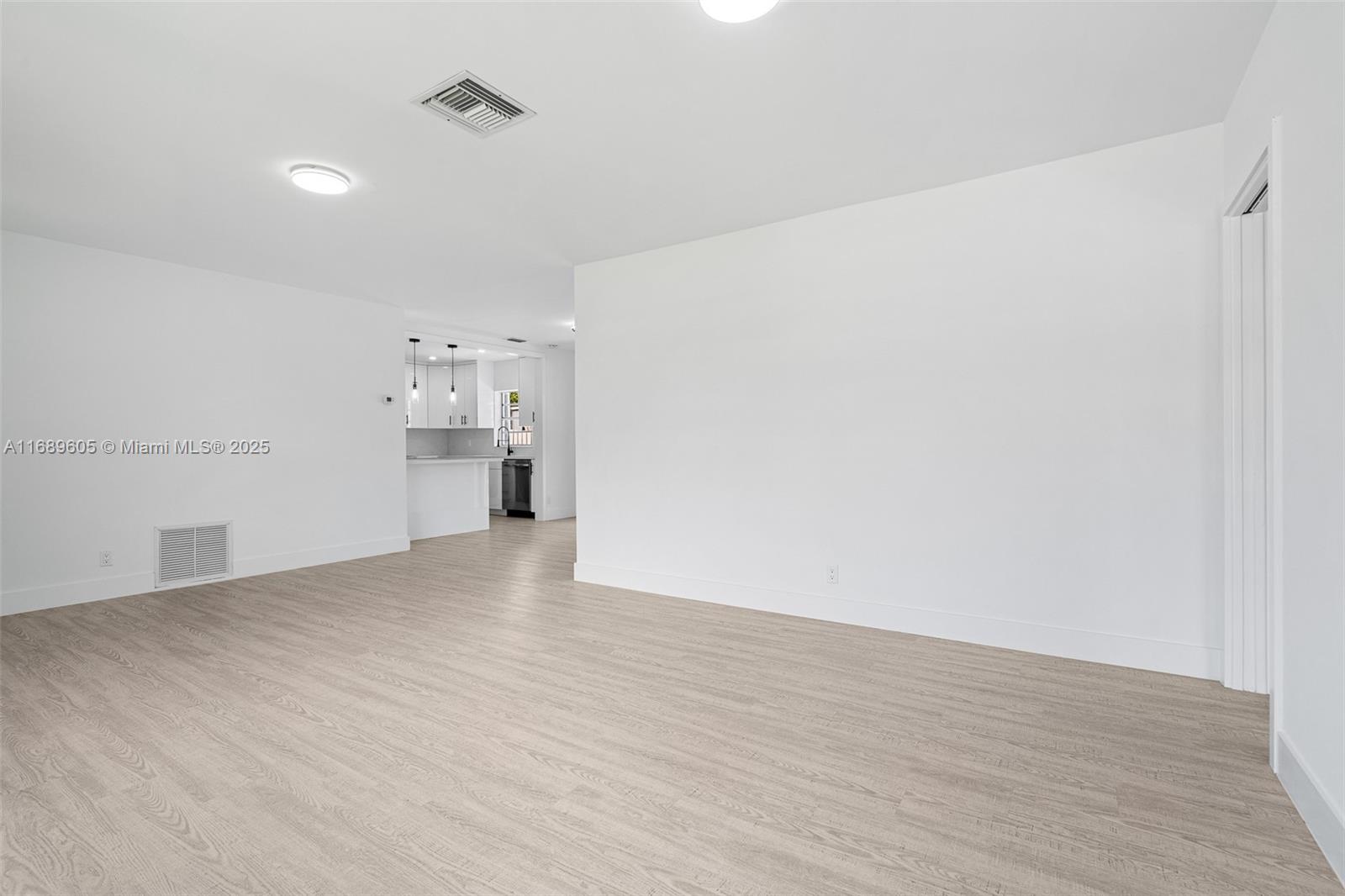PALM AIRE VILLAGE 3RD SEC - Residential