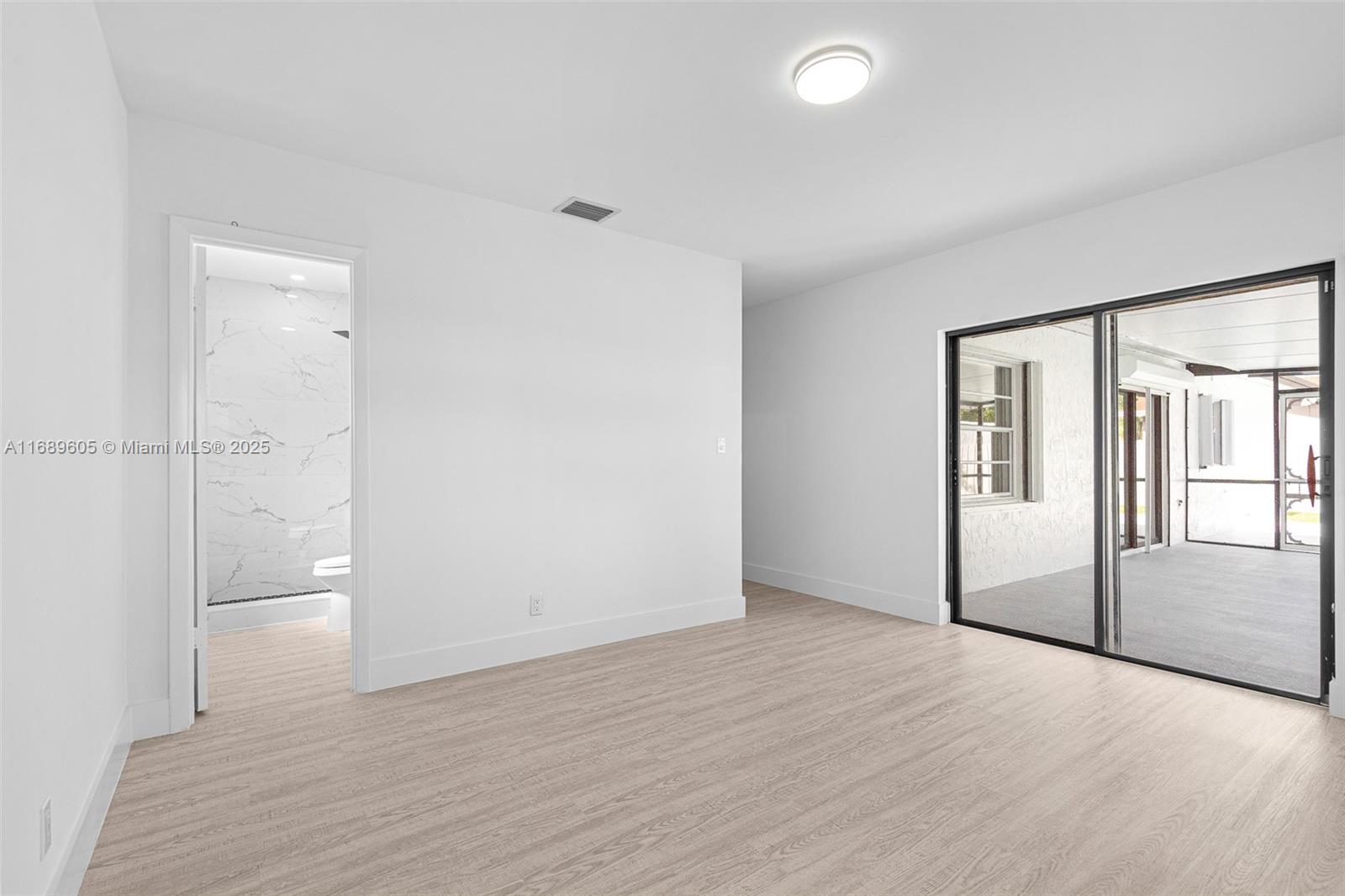 PALM AIRE VILLAGE 3RD SEC - Residential