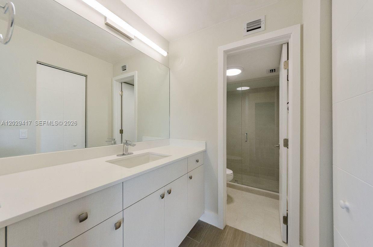 ORDUNA COURT CONDO - Residential Lease