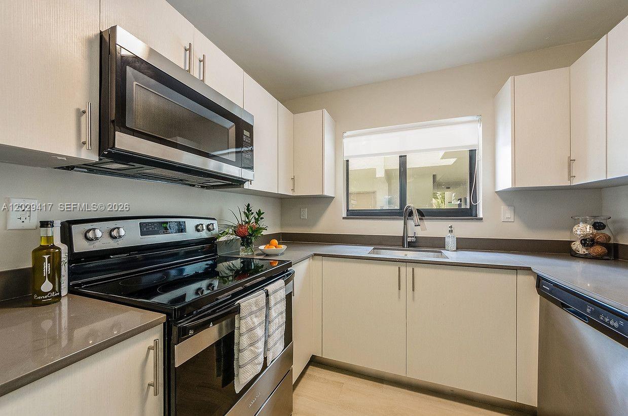 ORDUNA COURT CONDO - Residential Lease