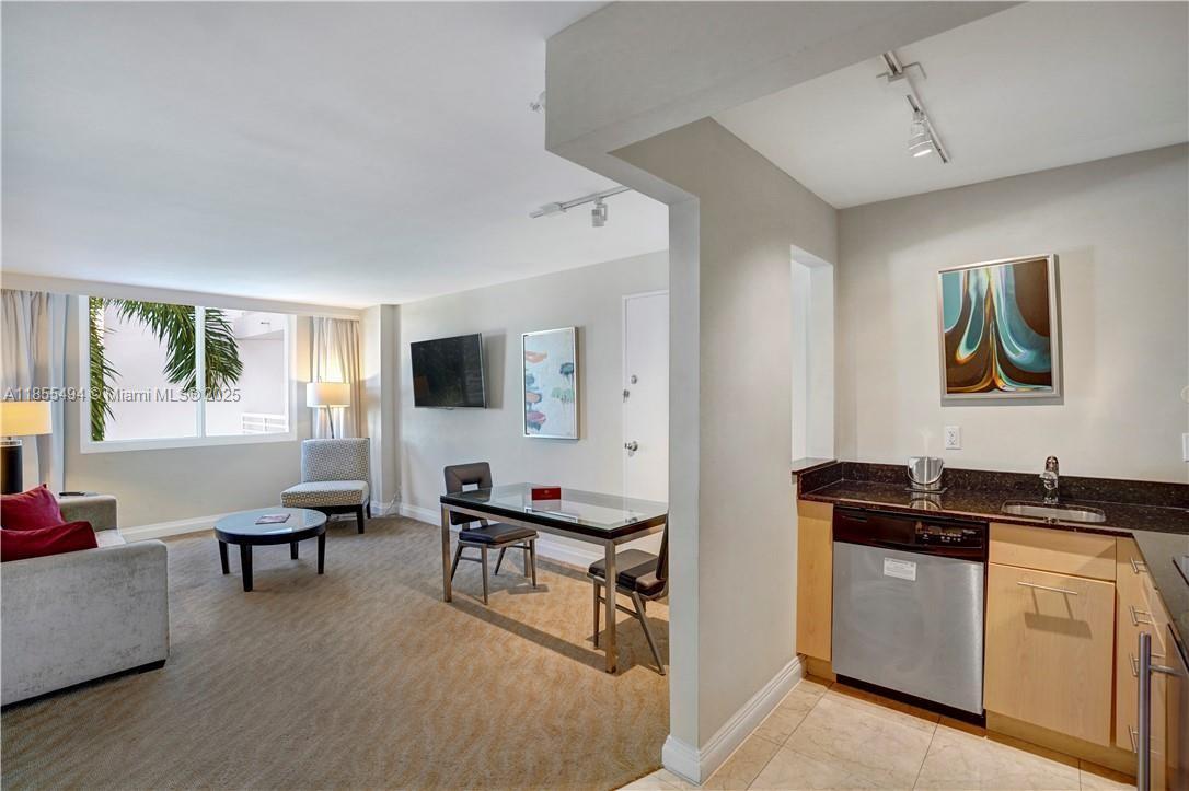 GALLERY ONE CONDO - Residential