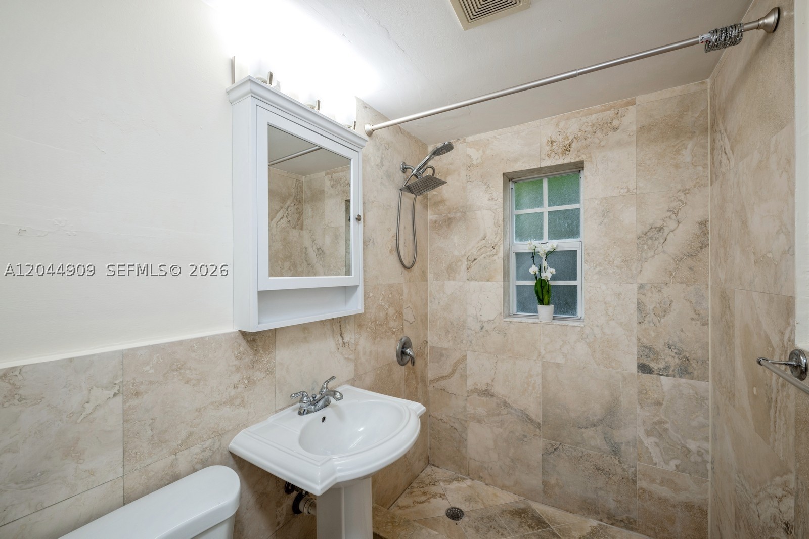 CORAL GABLES SEC K REV - Residential Lease