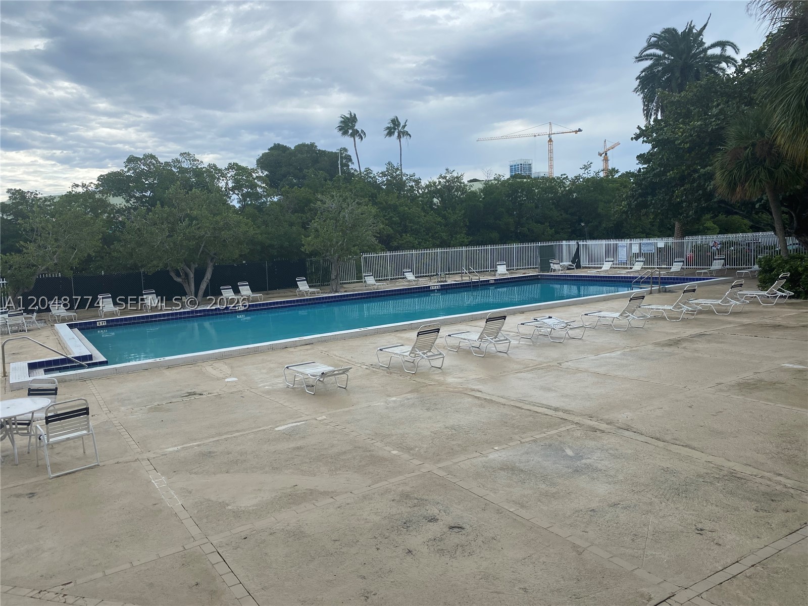 PARKVIEW POINT CONDO - Residential Lease
