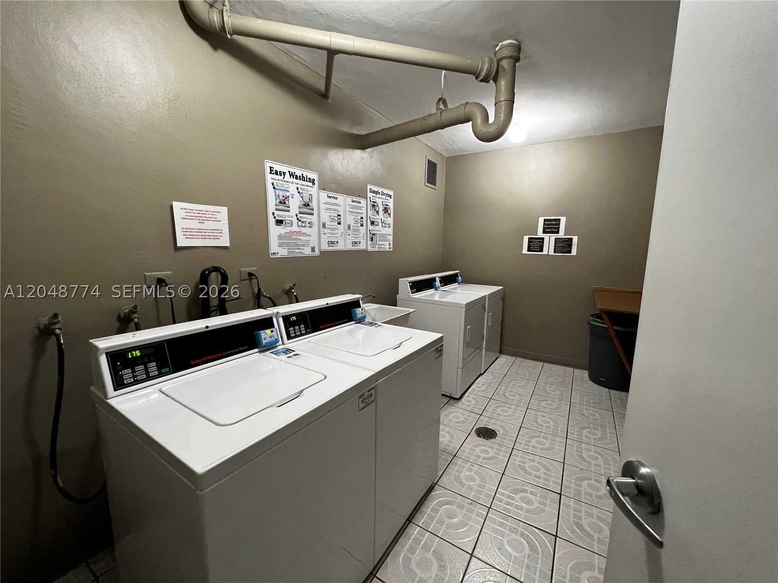 PARKVIEW POINT CONDO - Residential Lease