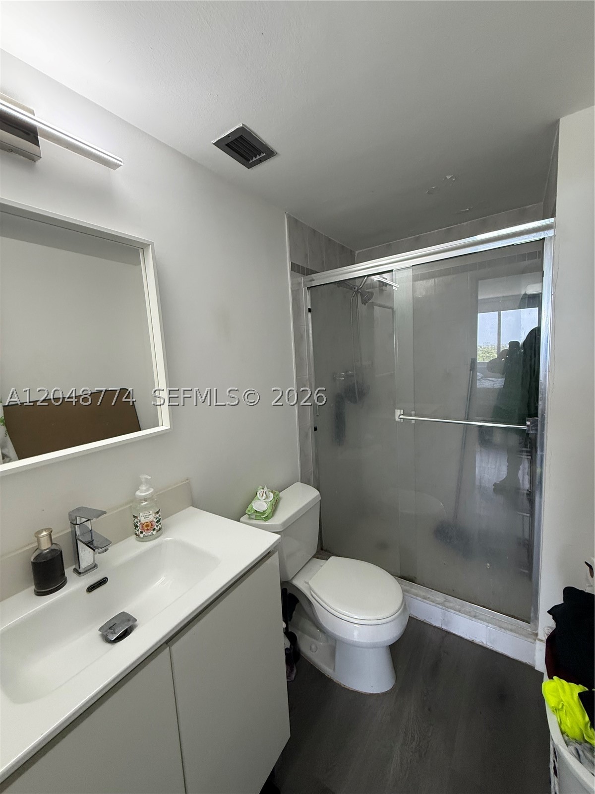 PARKVIEW POINT CONDO - Residential Lease