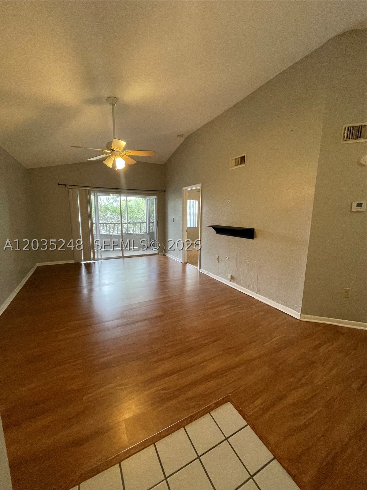 LAKEVIEW CLUB CONDO - Residential Lease