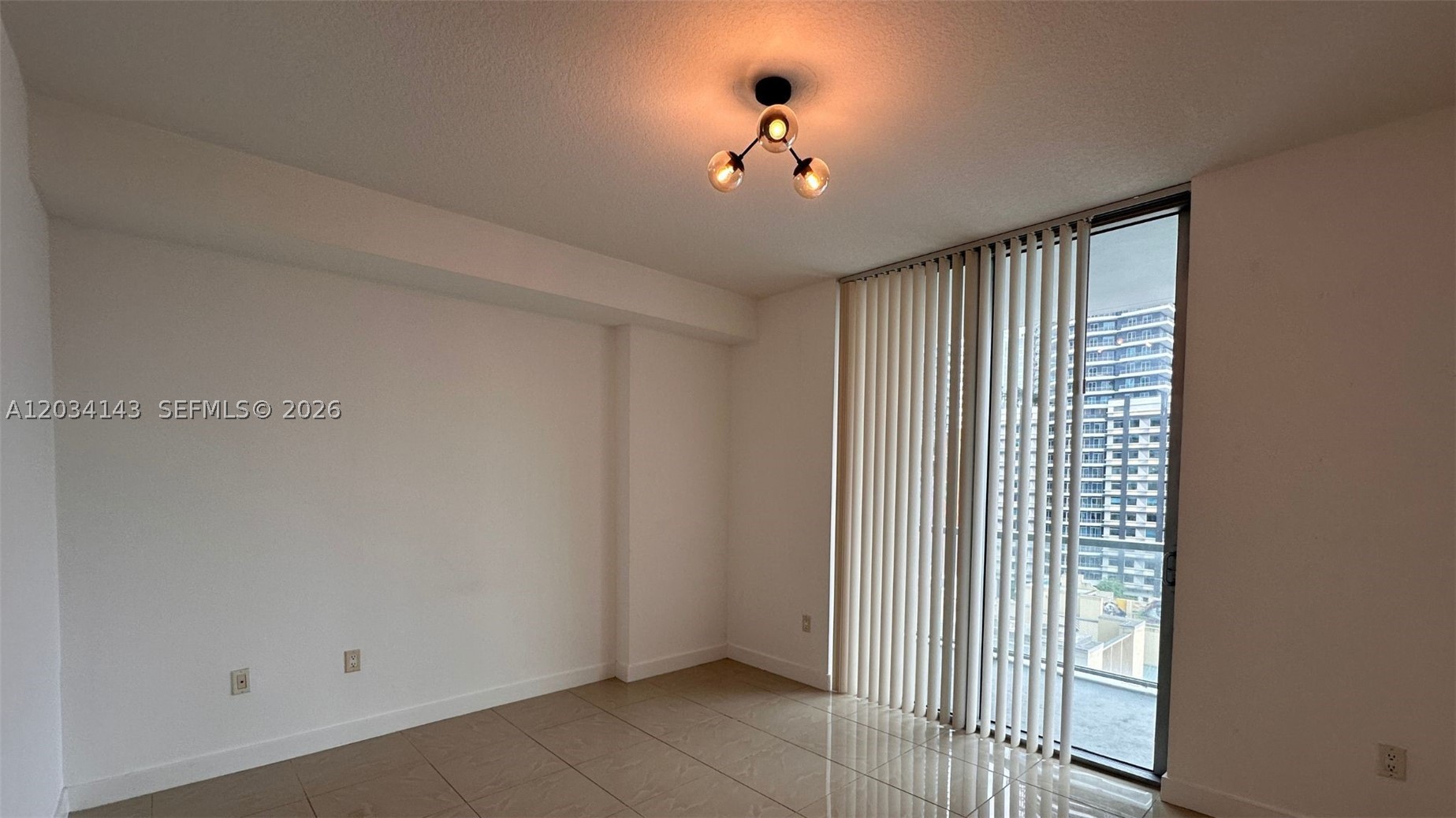 THE AXIS ON BRICKELL COND - Residential
