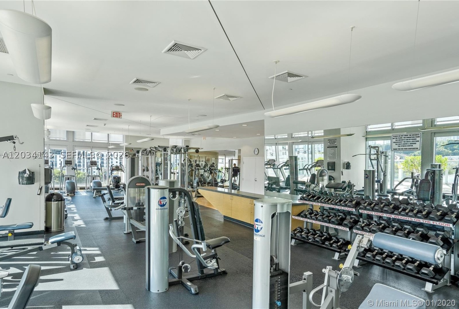 THE AXIS ON BRICKELL COND - Residential