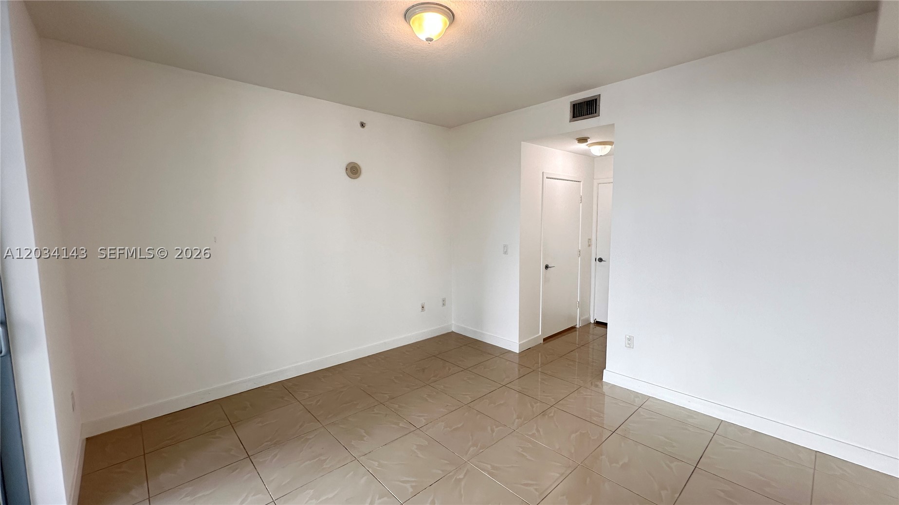 THE AXIS ON BRICKELL COND - Residential
