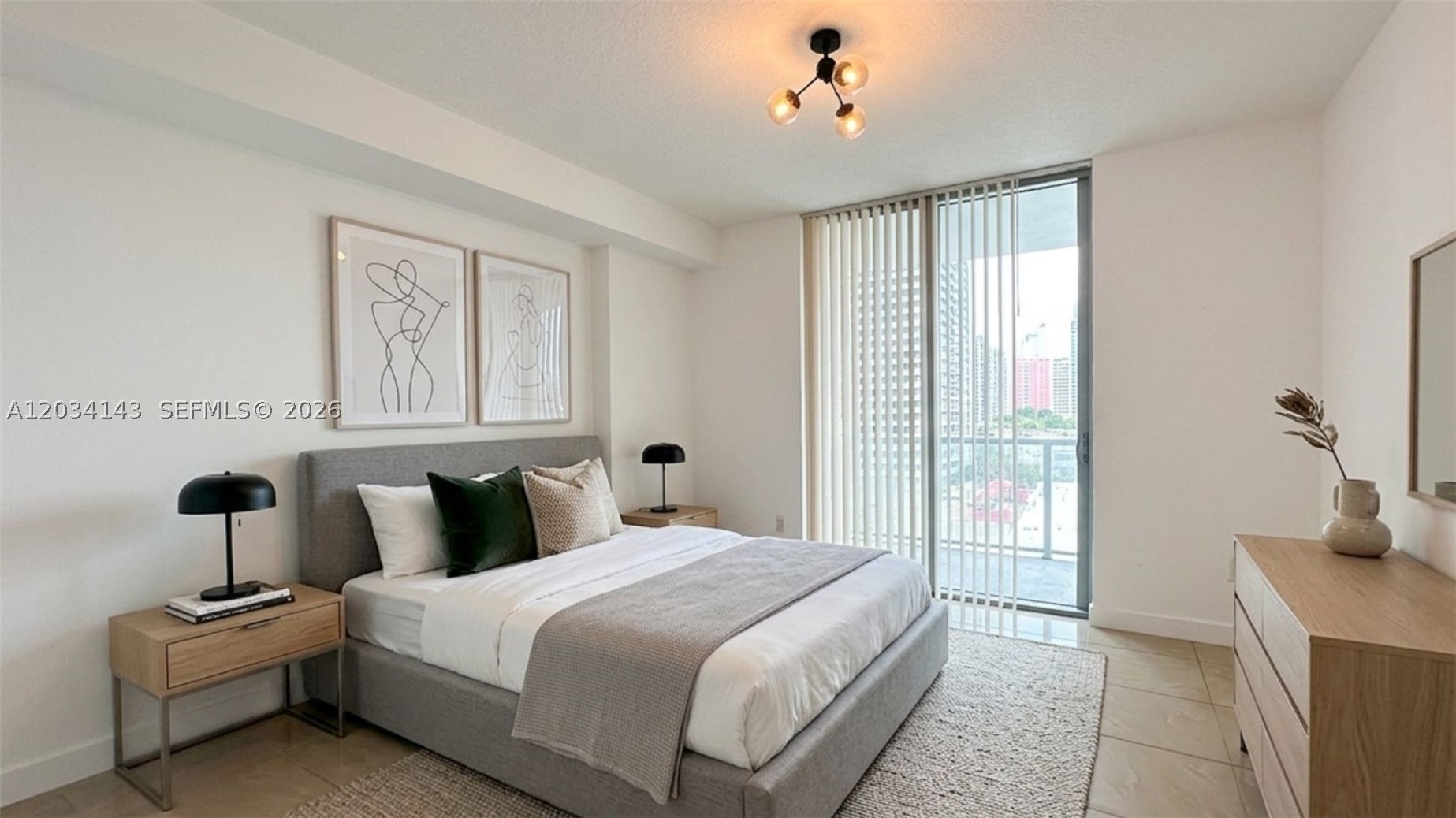 THE AXIS ON BRICKELL COND - Residential