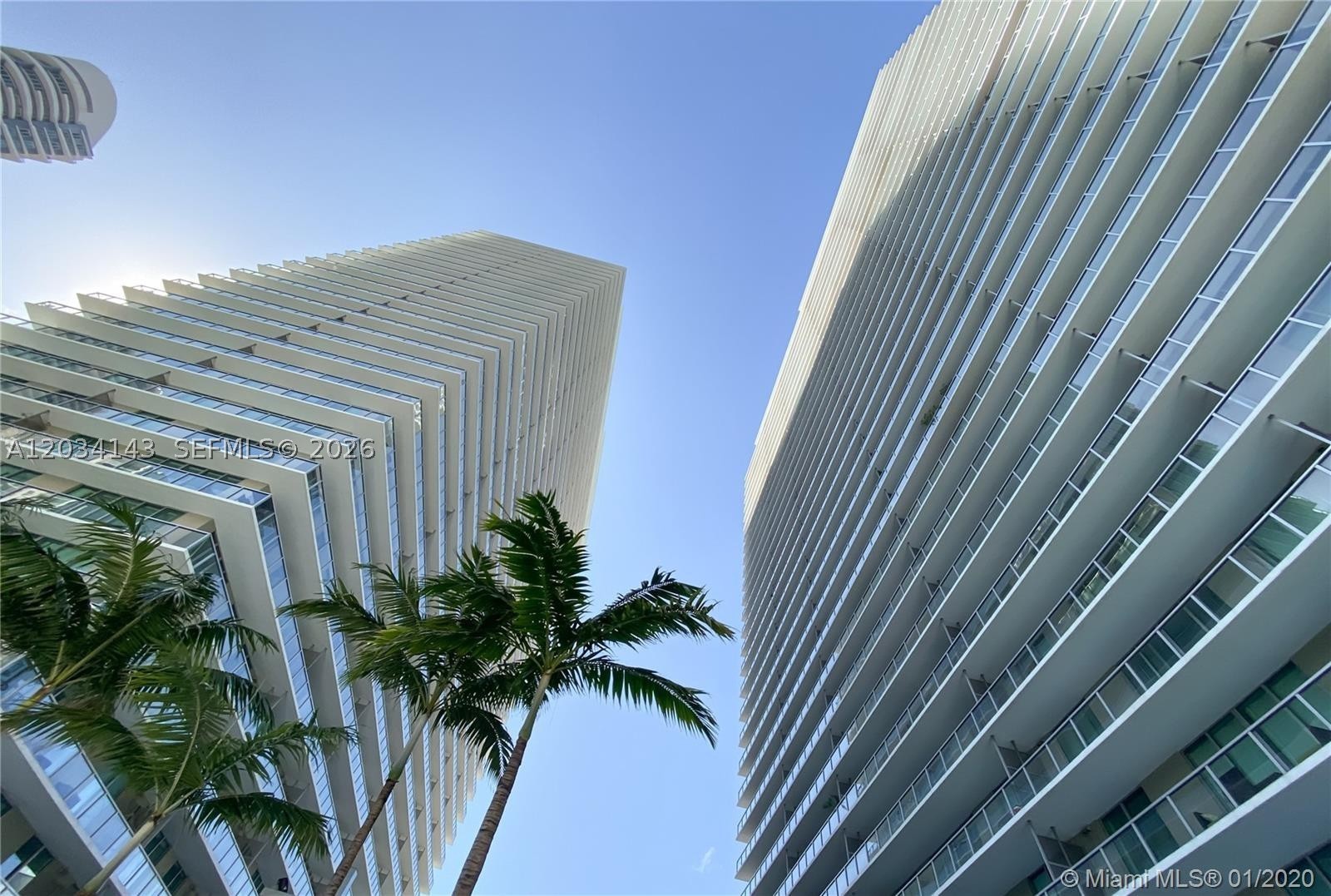 THE AXIS ON BRICKELL COND - Residential