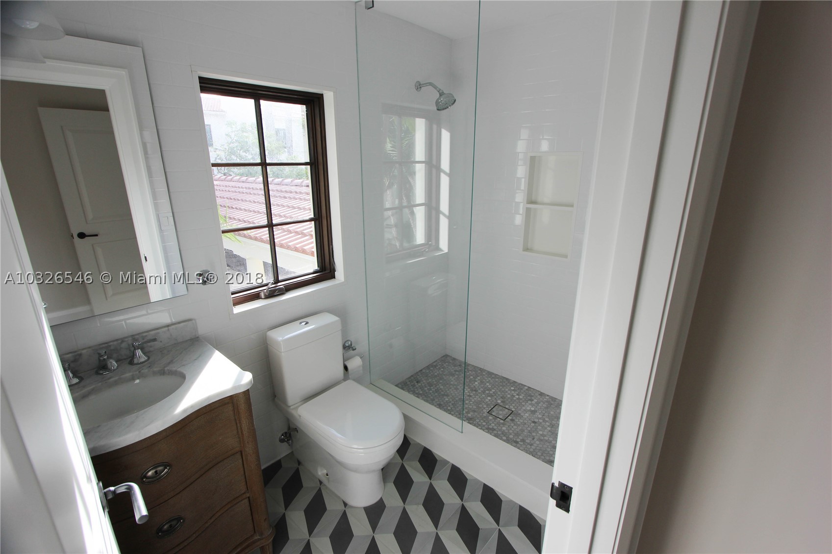 GOLDEN BEACH SEC C - Residential
