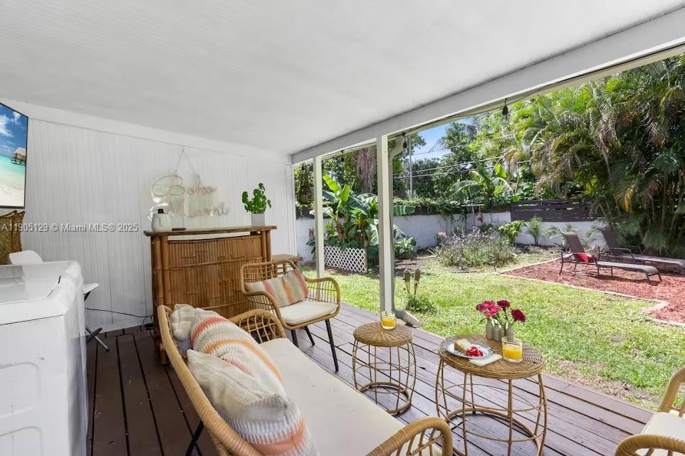 SHORES ESTATES - Residential