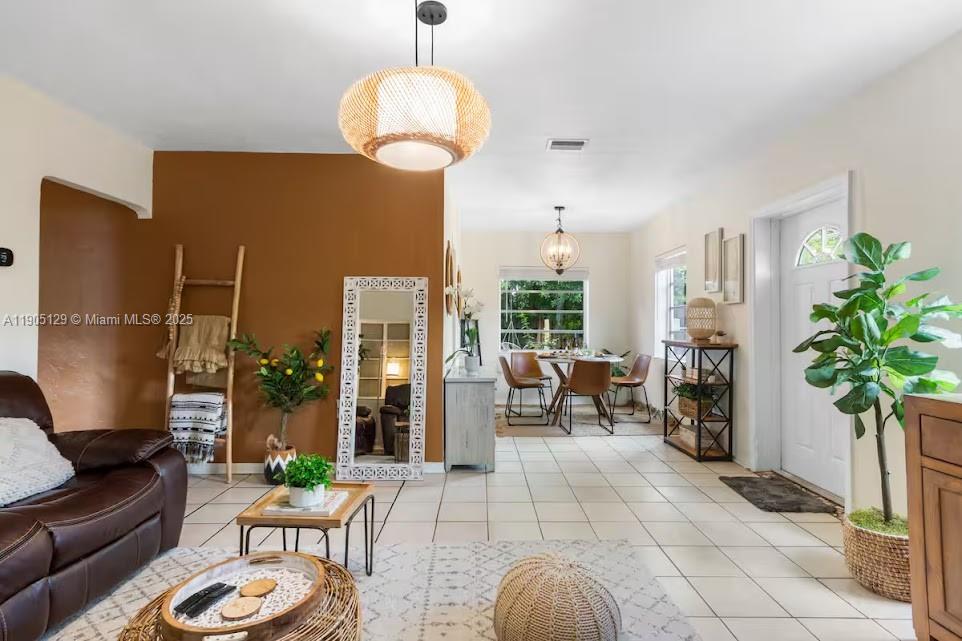 SHORES ESTATES - Residential