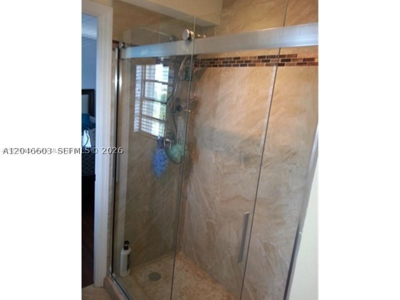 VICTORIA PARK TOWER CONDO - Residential