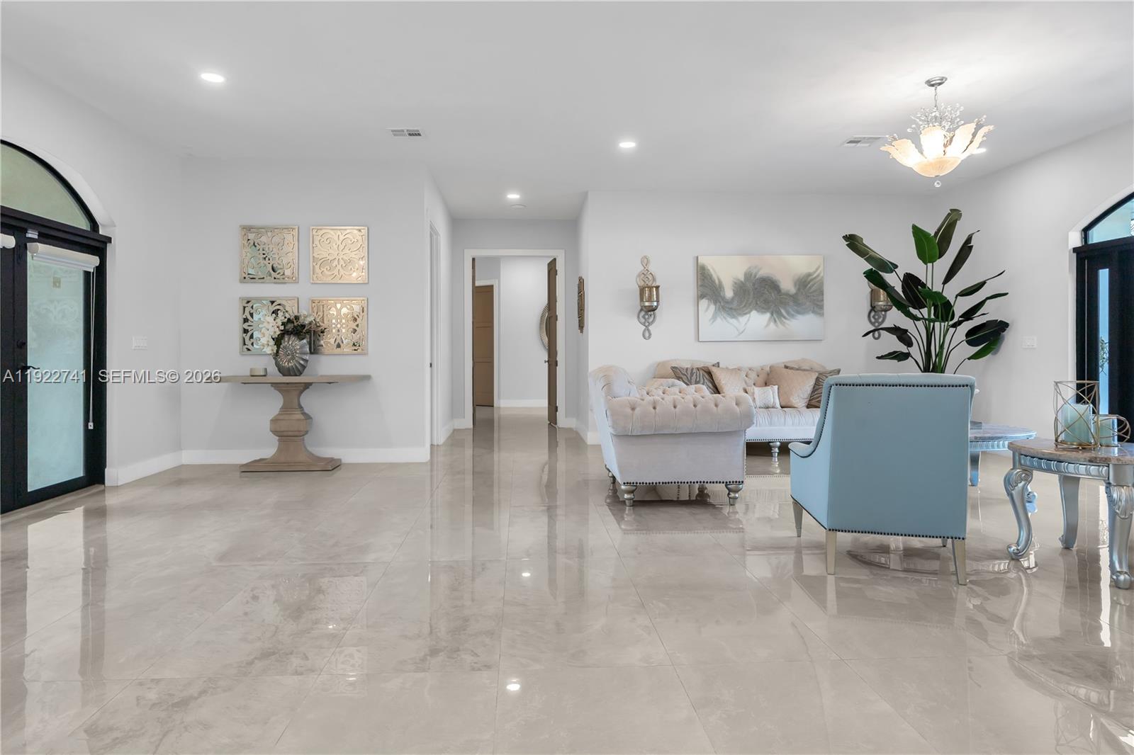 SILVER PALM CITY - Residential