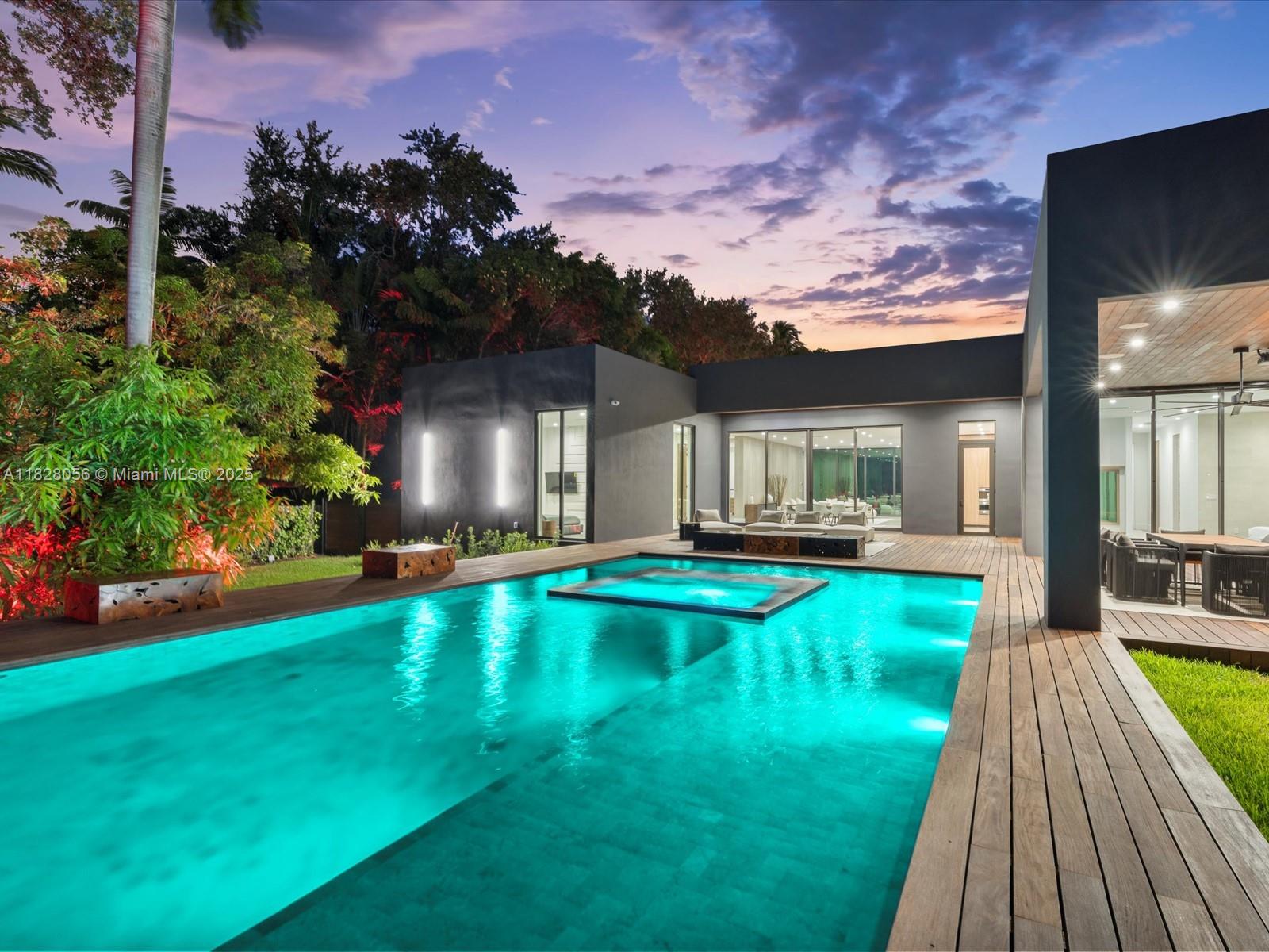 BISCAYNE HEIGHTS - Residential