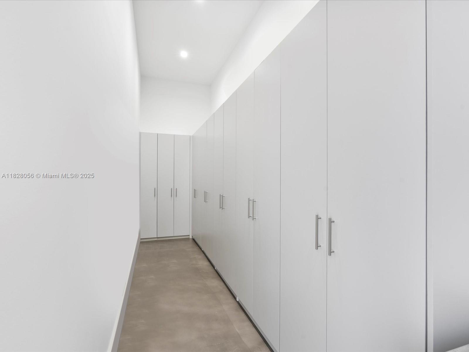 BISCAYNE HEIGHTS - Residential