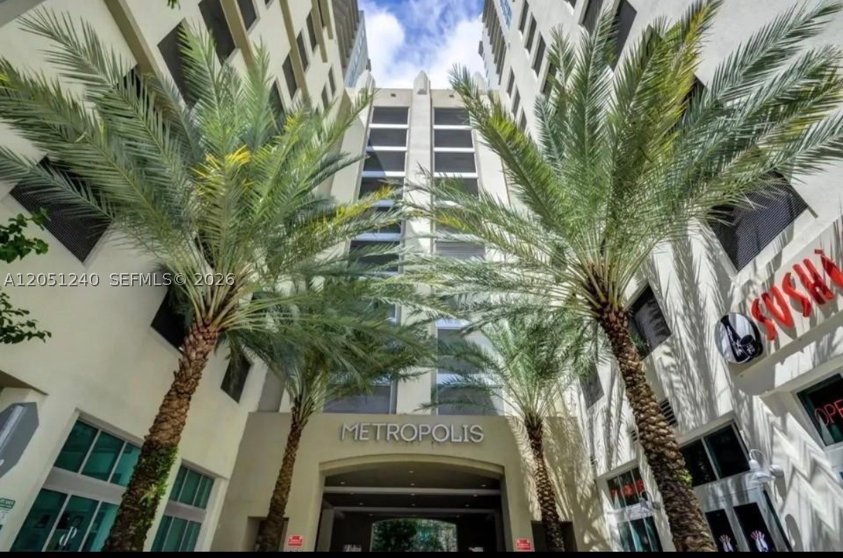 METROPOLIS II AT DADELAND - Residential Lease