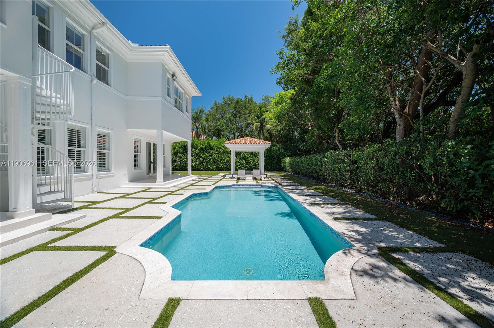CUTLER OAKS ESTATES - Residential