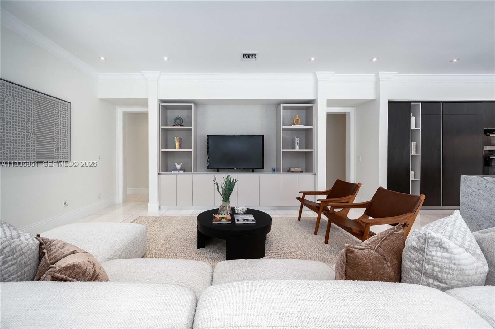 CUTLER OAKS ESTATES - Residential