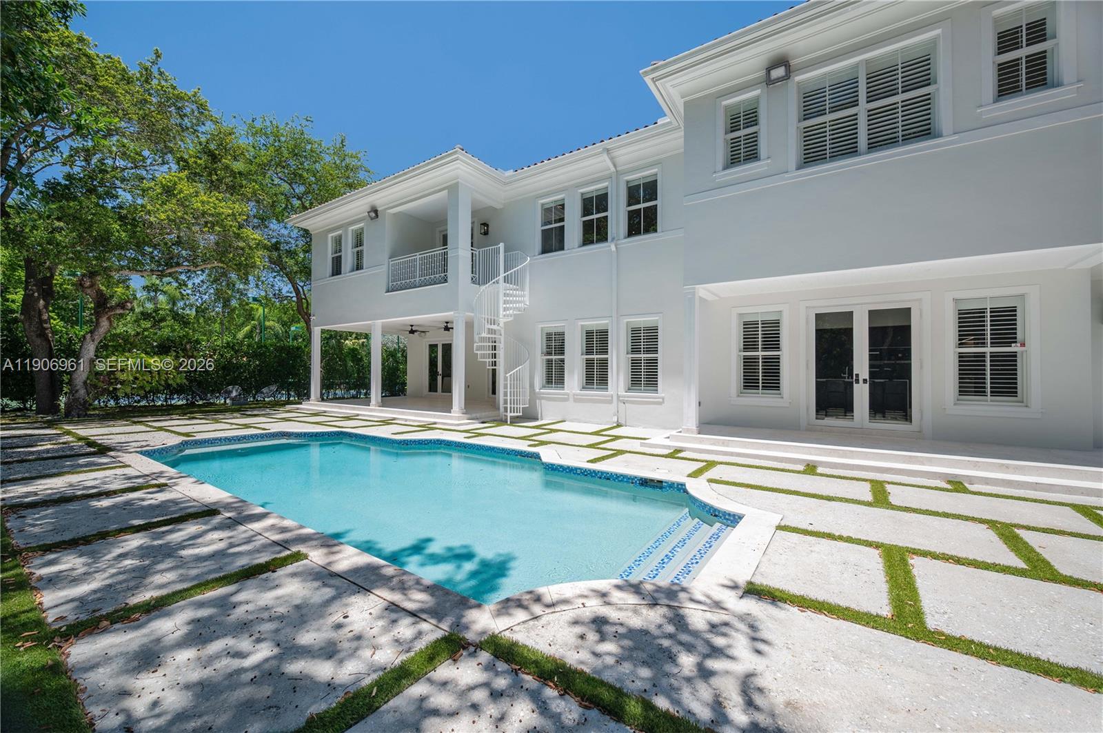 CUTLER OAKS ESTATES - Residential