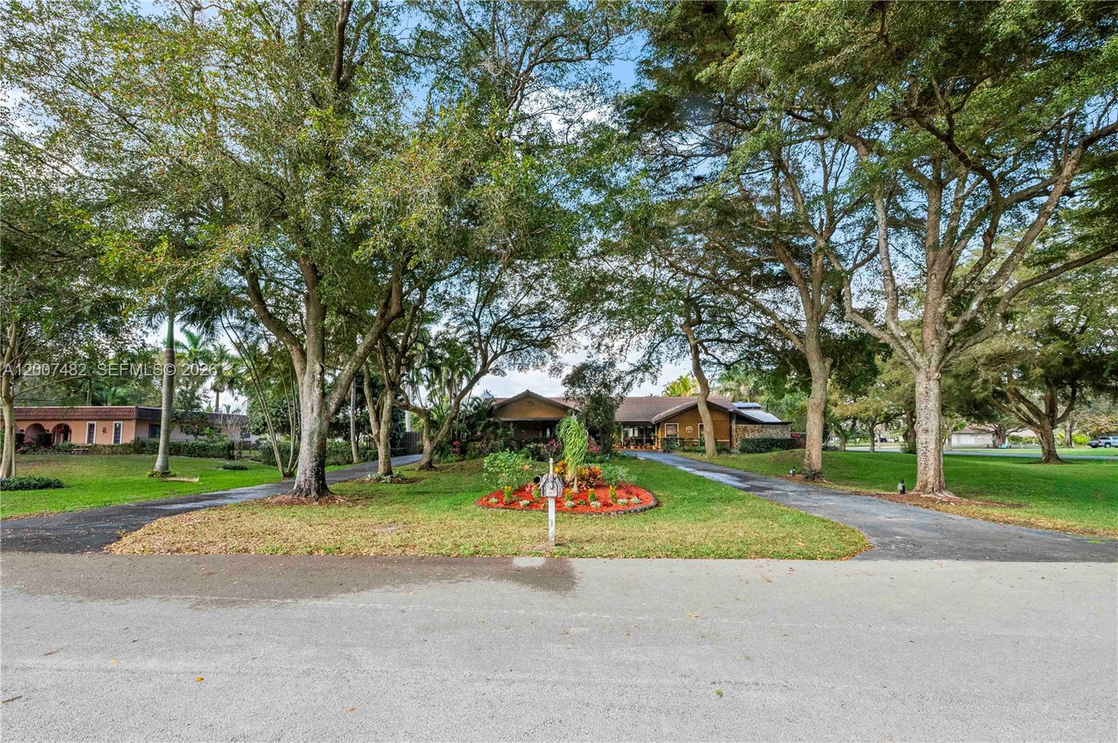 Davie West - Residential