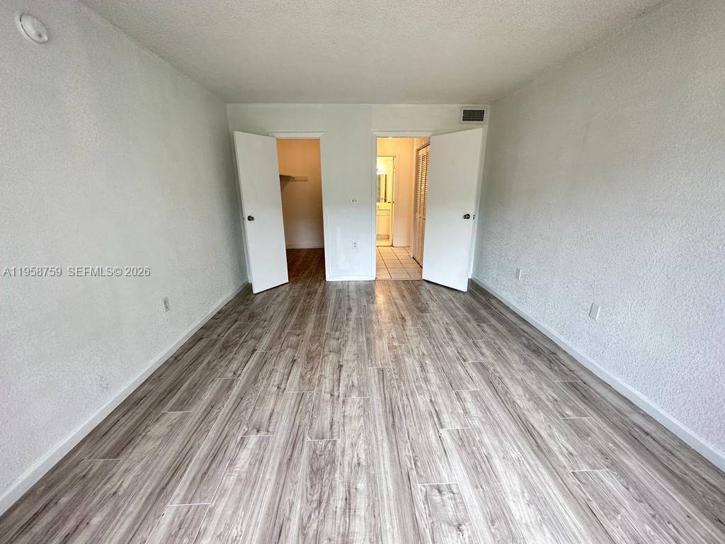 NEW WORLD CONDO APTS IV - Residential
