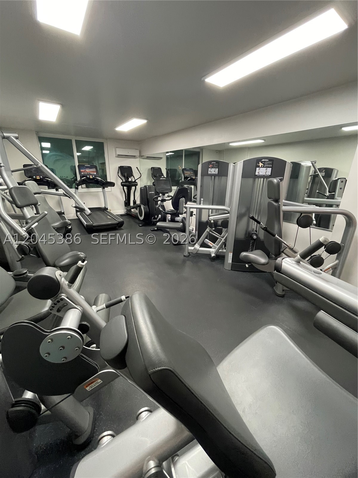 HILLCREST EAST NO 20 COND - Residential Lease