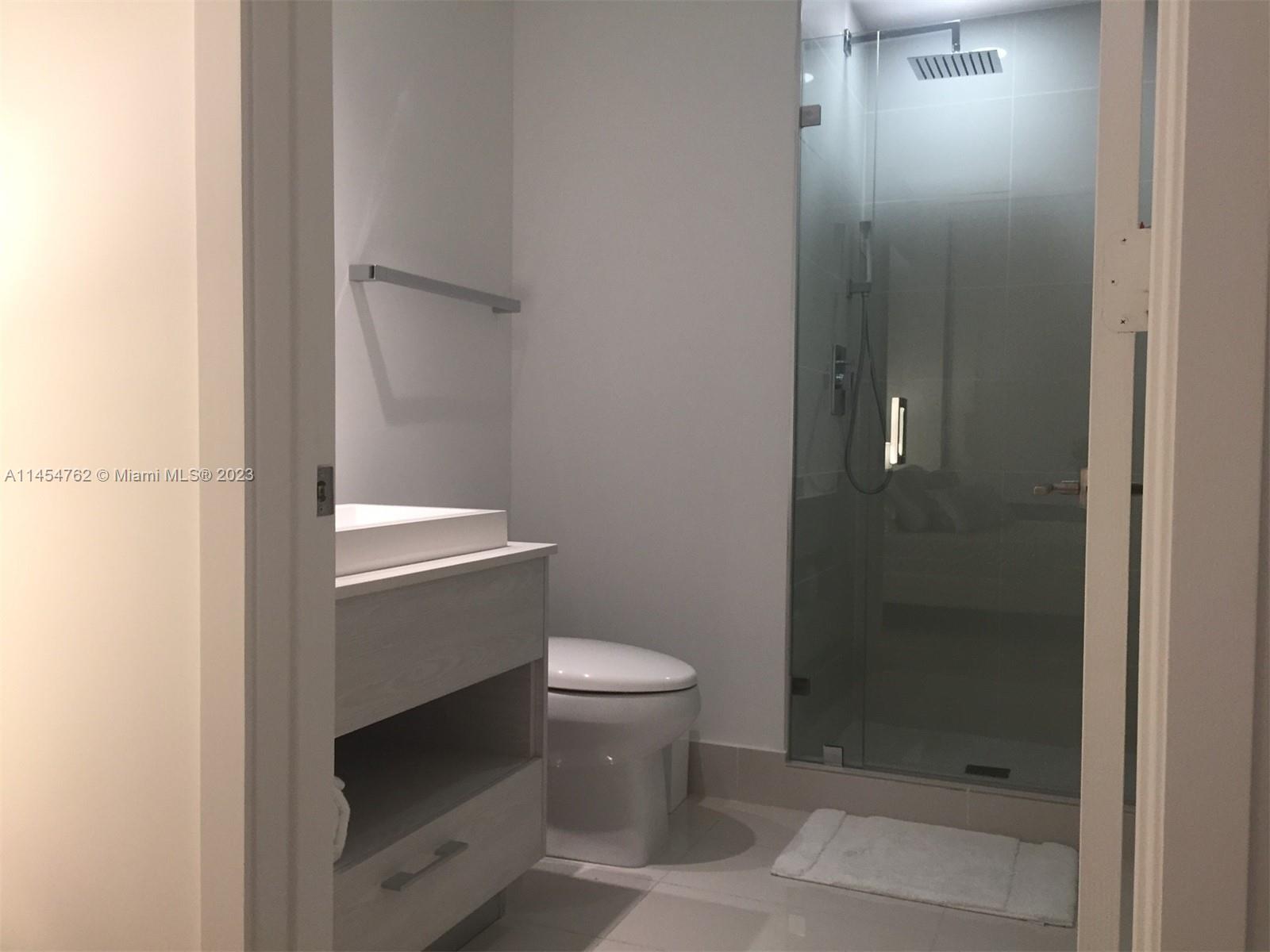 BRICKELL HEIGHTS WEST CON - Residential Lease