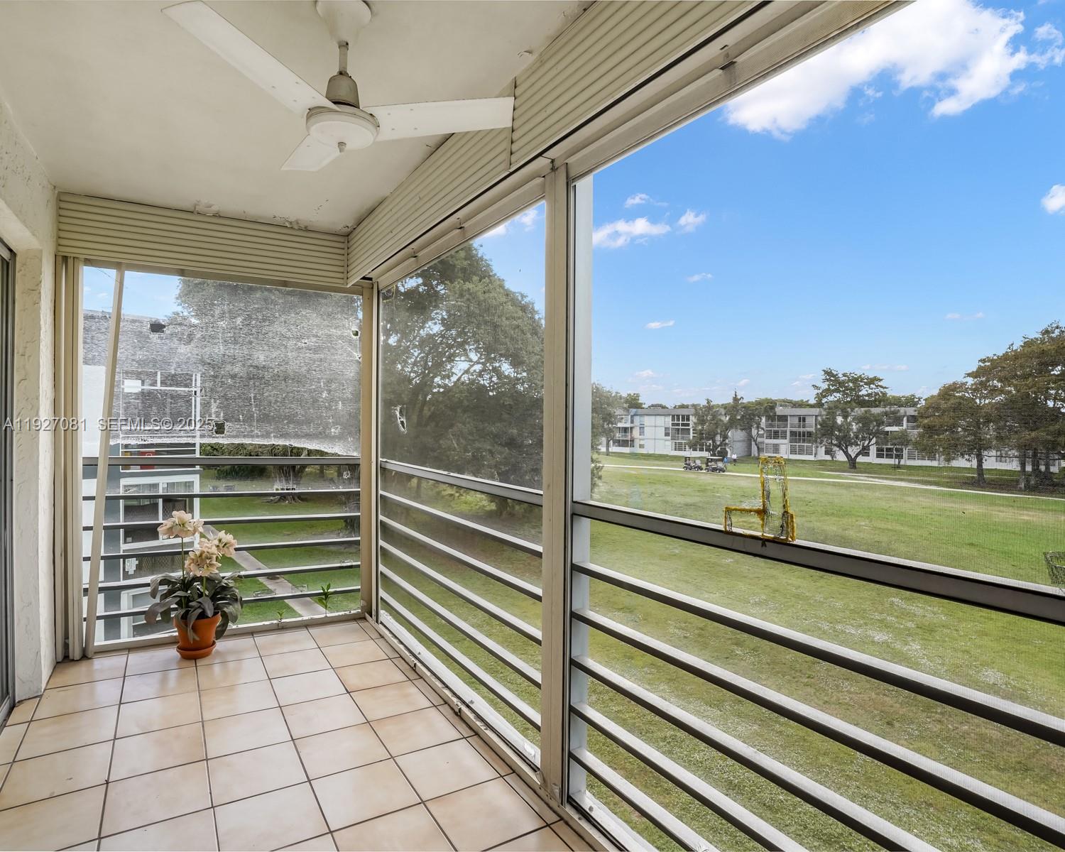 SANDS POINT CONDOMINIUM I - Residential