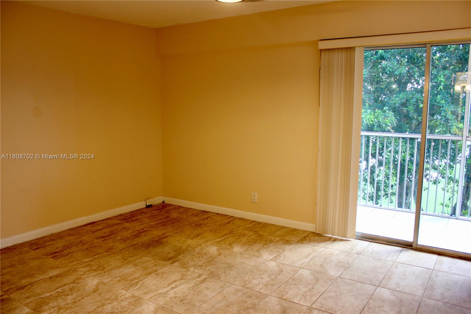 NEW HAMPTON - Residential Lease