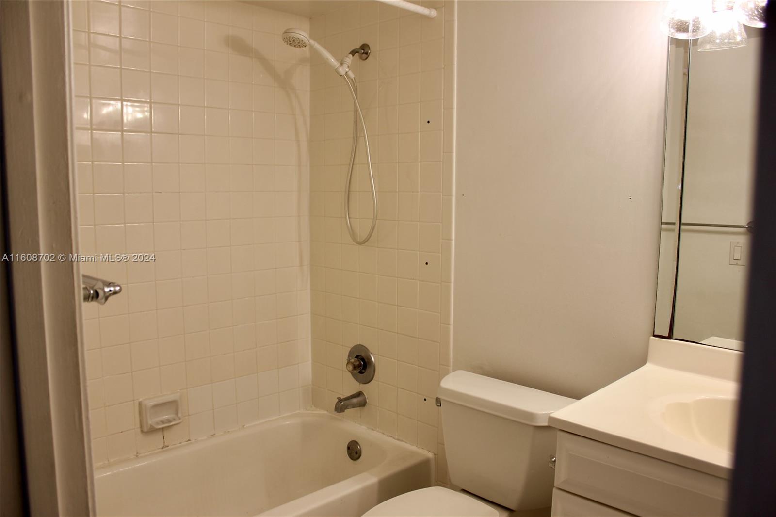 NEW HAMPTON - Residential Lease
