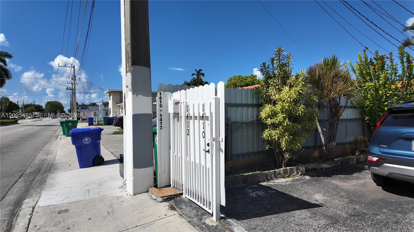Great income-producing duplex in the heart of Miami! Both units are currently leased, providing immediate and reliable cash flow. Perfect for investors seeking a cash-flow opportunity.

This property is ideally located near major roads, shopping, dining, and everyday conveniences, making it highly attractive to tenants and supporting strong, consistent rental demand. With Miami’s continued growth, the property also offers excellent long-term appreciation potential.

Development Opportunity:
Situated on a lot with T3-O zoning

Easy to show with notice.
