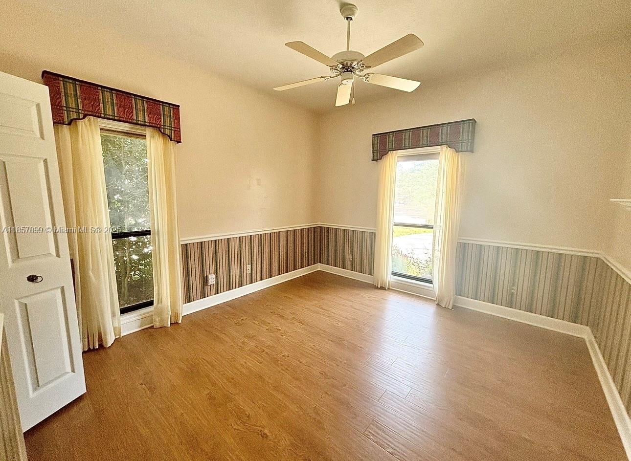 001474 - PLANTATION PINES - Residential