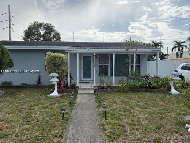 Nice 3 Bedrooms, 2 Baths plus Den in Hollywood impact window upgraded kitchen with granite large backyard nicefront Porch pretty to Hollywood boulevard with all the restaurants and entertainment. Two miles to the beach closeto Fort Lauderdale Airport. Don’t miss ou