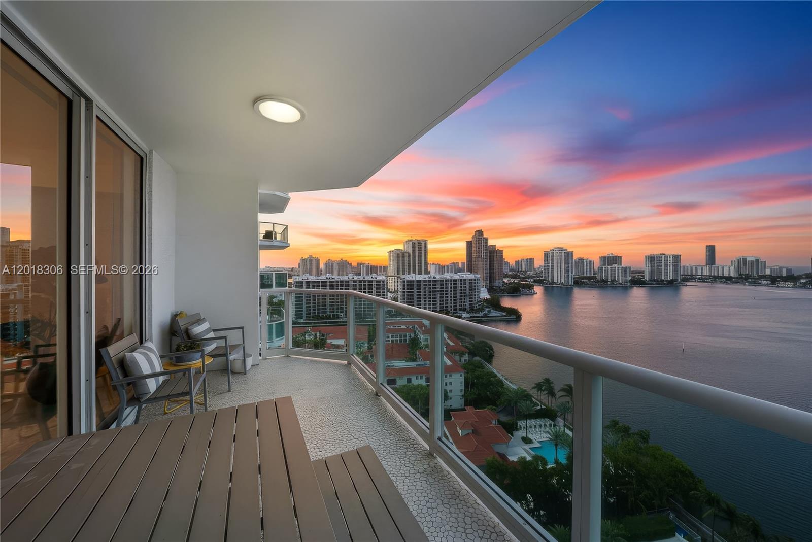 THE PENINSULA II CONDO - Residential