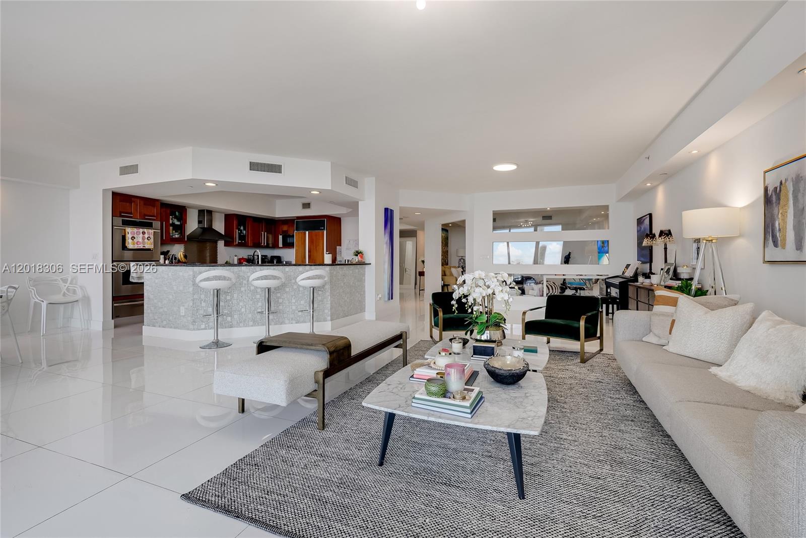 THE PENINSULA II CONDO - Residential