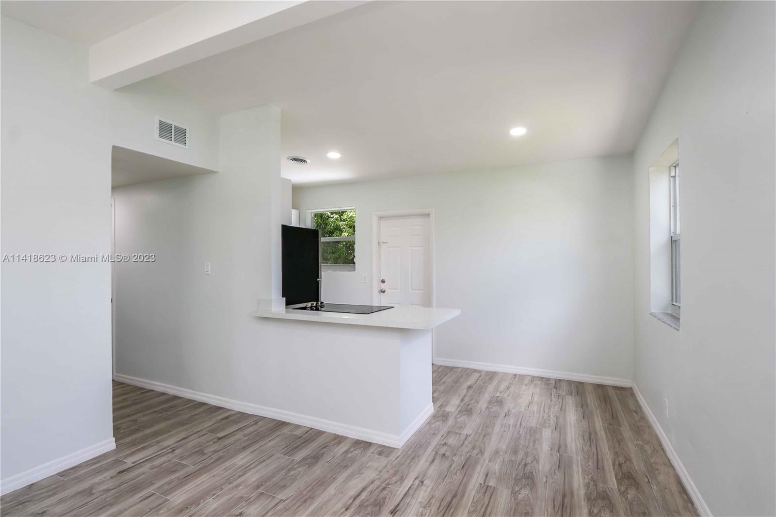 BOULEVARD ESTATES - Residential