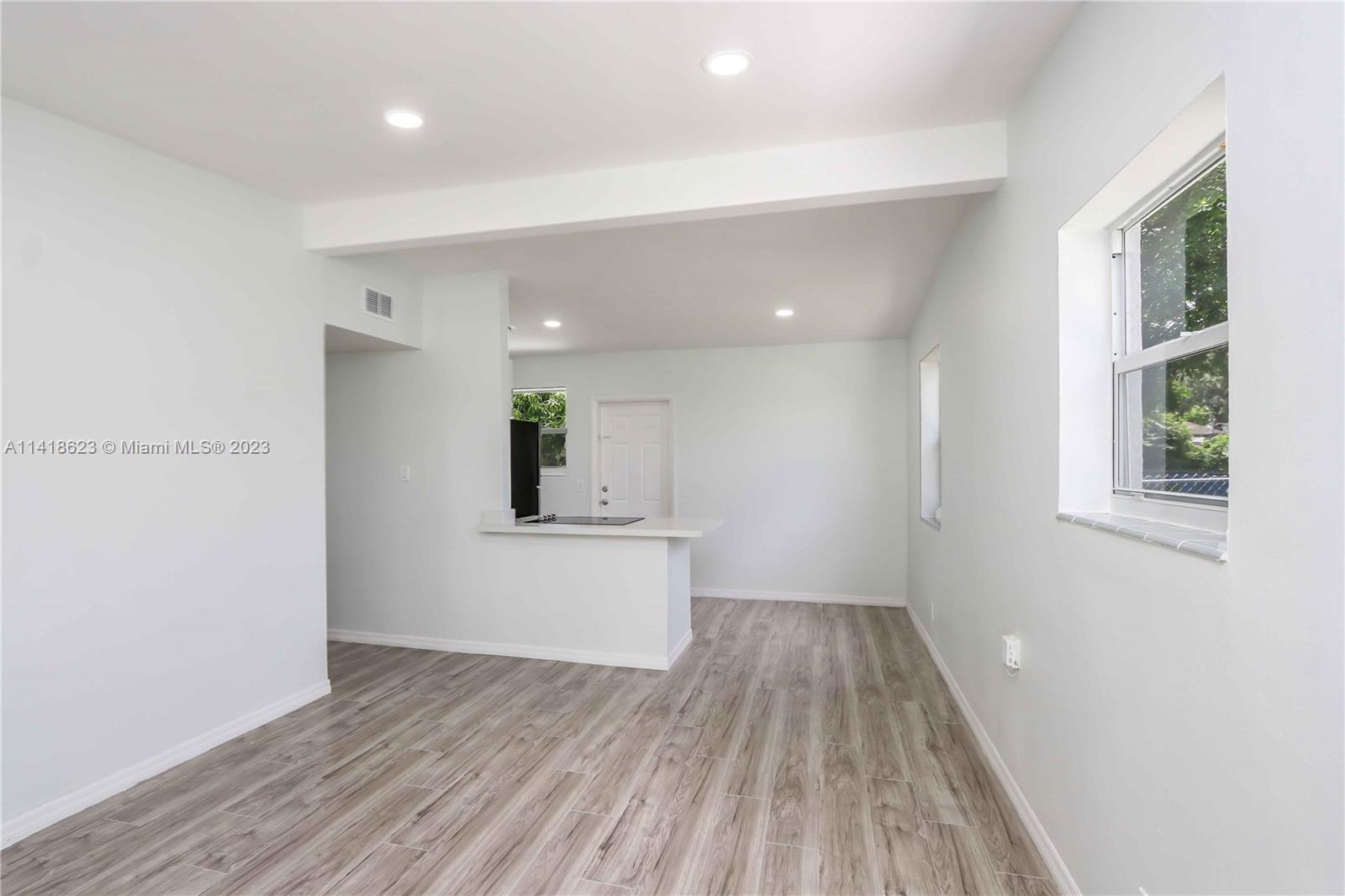 BOULEVARD ESTATES - Residential