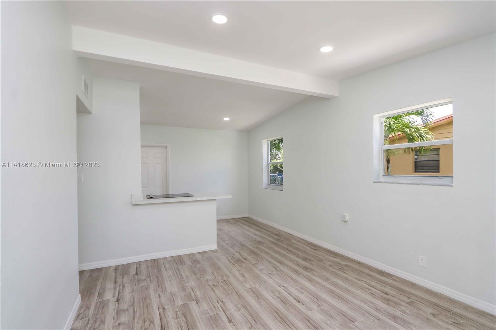 BOULEVARD ESTATES - Residential