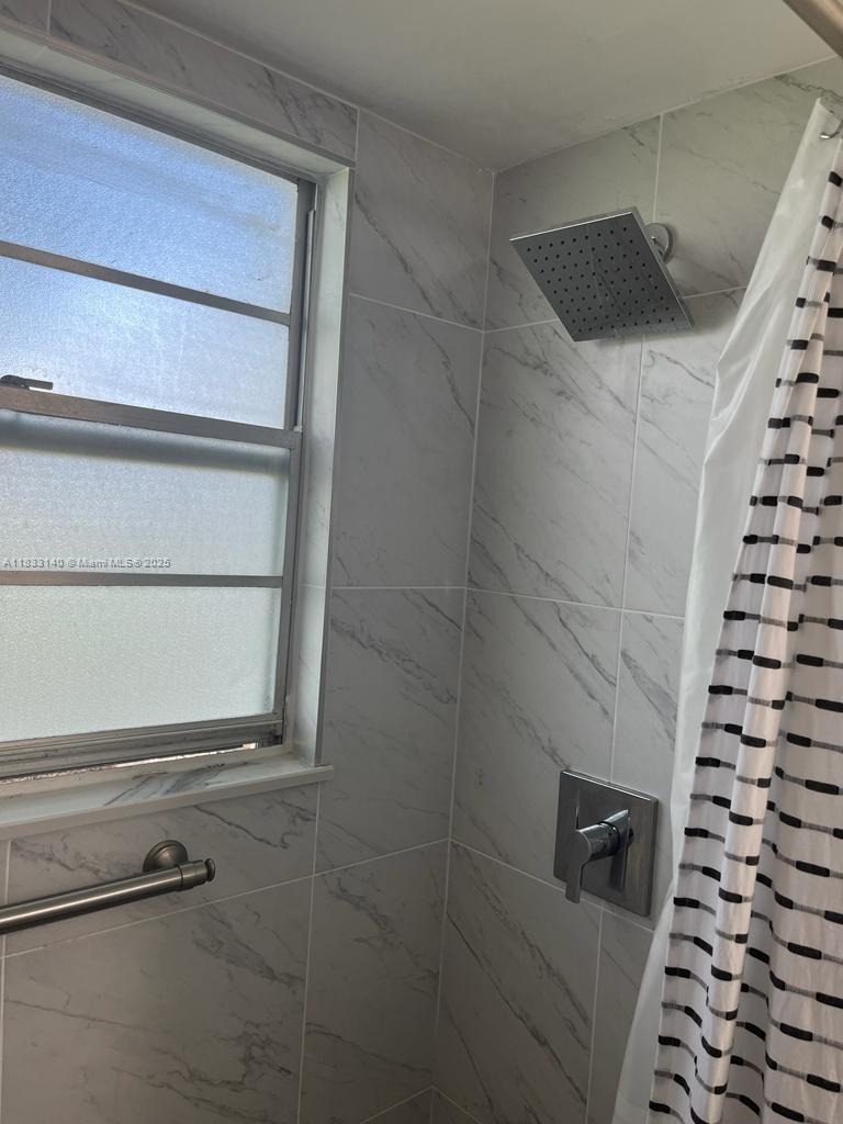 TILFORD N CONDO - Residential