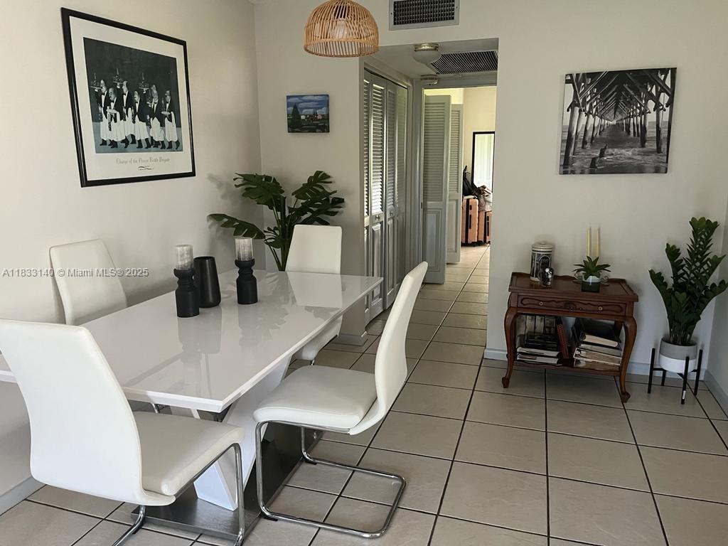 TILFORD N CONDO - Residential