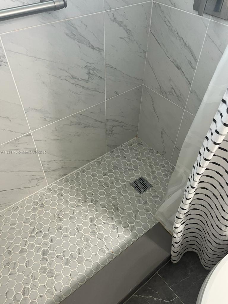 TILFORD N CONDO - Residential