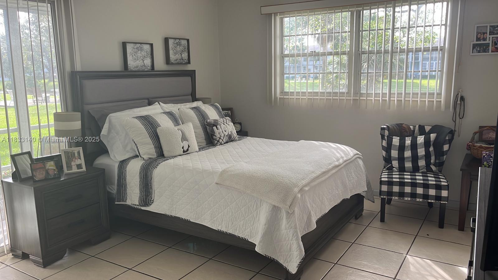 TILFORD N CONDO - Residential