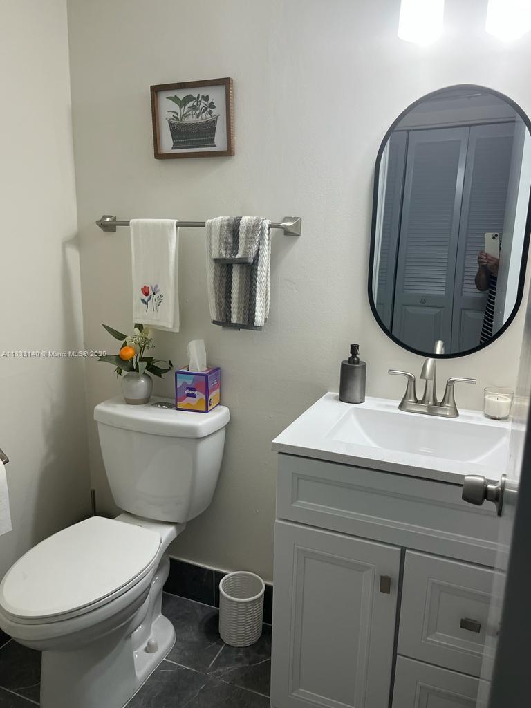 TILFORD N CONDO - Residential
