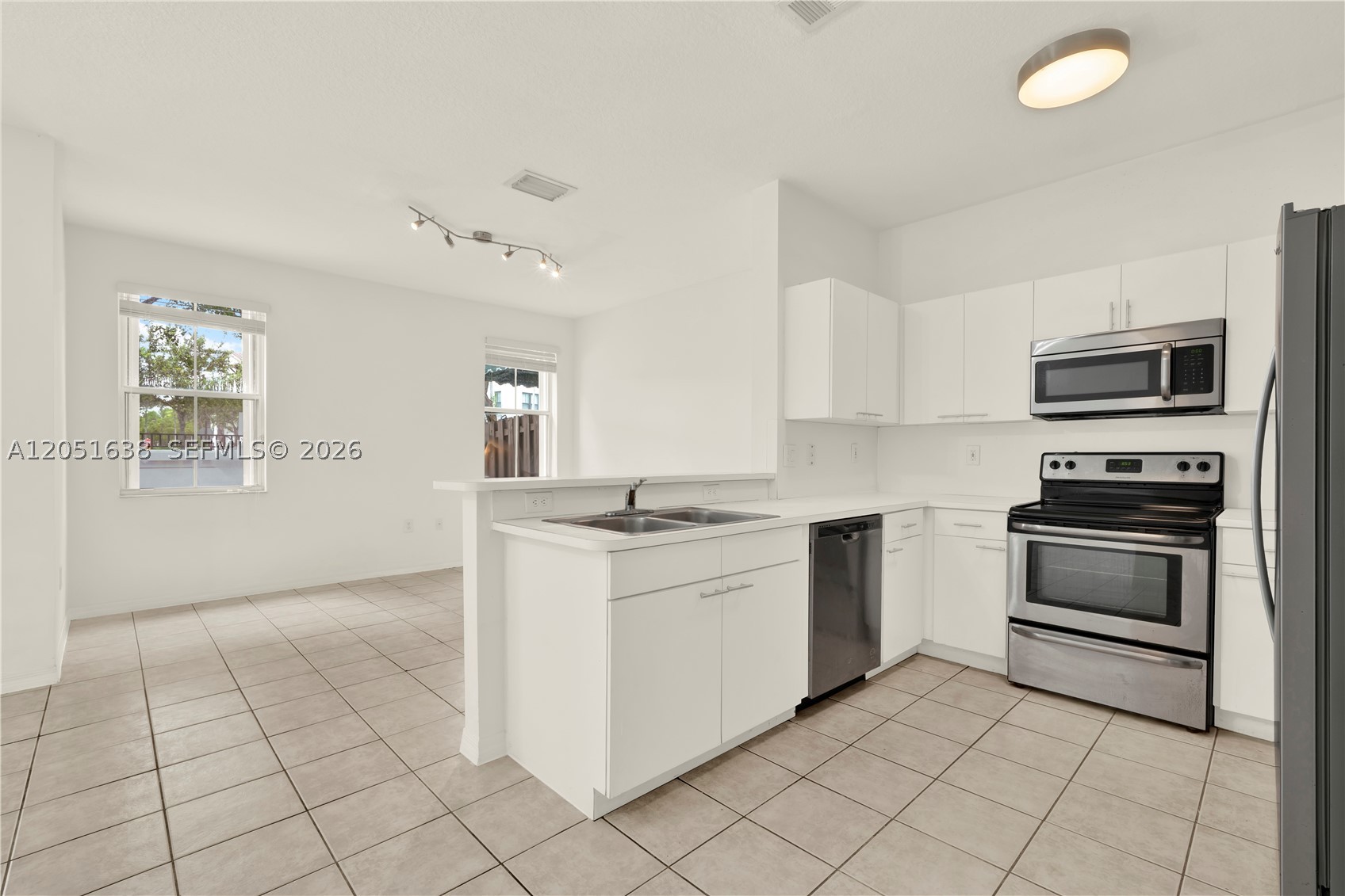 SANDCASTLES AT DORAL - Residential